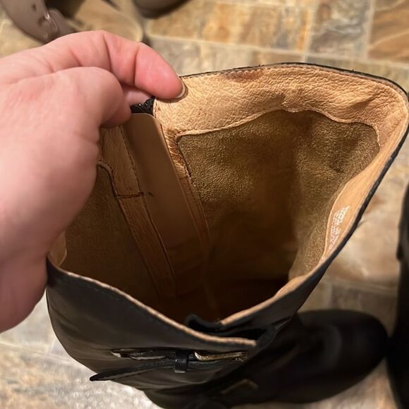 Clarks Tall Comfort Fashion Black Leather Boots Size 9.5 - Picture 12 of 12